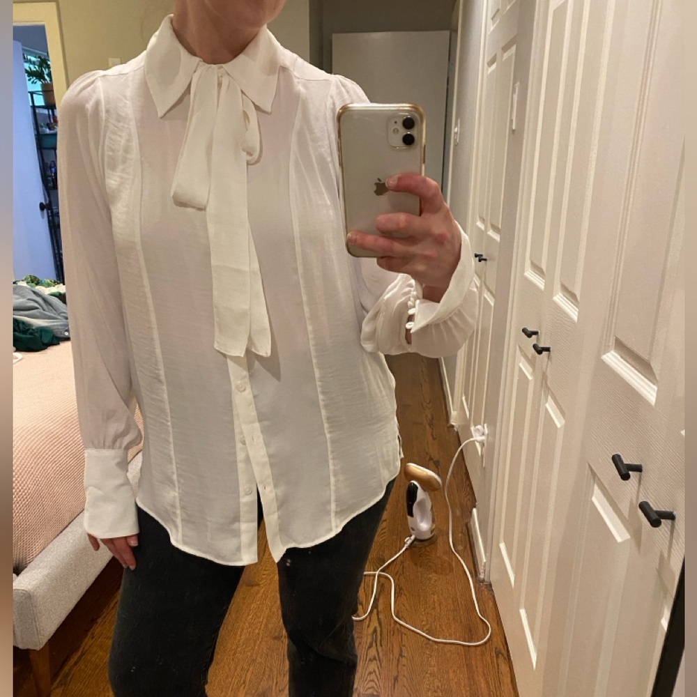 FREE PEOPLE white blouse with neck tie